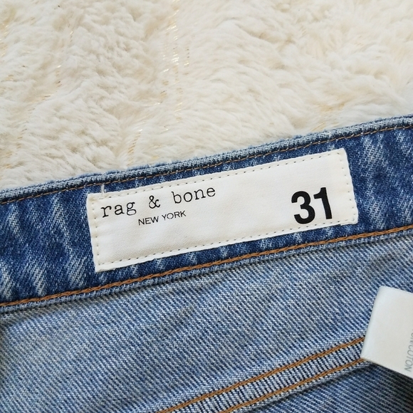 Rag & Bone Dre Low-Rise Denim Shorts - Picture 8 of 10